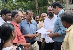  இலவச பட்டா வழங்குவதற்கான இடங்களை வில்லியனுாரில் எம்.எல்.ஏ., ஆய்வு