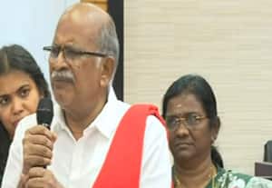 தவெகவில் இணைந்தார் கம்யூ., மூத்த தலைவர் மகேந்திரன்