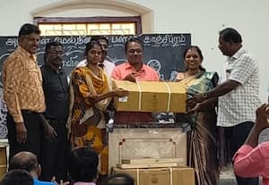  காஞ்சிபுரத்தில் அரசு பள்ளிகளுக்கு விளையாட்டு உபகரணங்கள் வழங்கல்