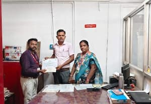  அஞ்சல்துறையில் கடிதம் எழுதும் போட்டி வெற்றி பெற்றவர்களுக்கு பரிசு வழங்கல்