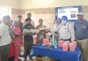 எடை குறைவாக பிறந்த இரட்டை குழந்தைகள்: 67 நாள் தீவிர சிகிச்சையால் உடல்நலன் முன்னேற்றம்