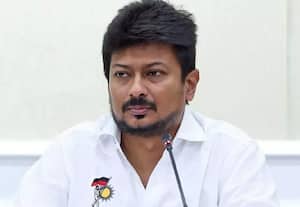  கடலைக் காணாத கிணற்றுத் தவளைகள்!