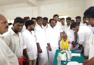  முதல்வர் விஜய் பிறந்த நாளையொட்டி இலவச கண் சிகிச்சை முகாம்