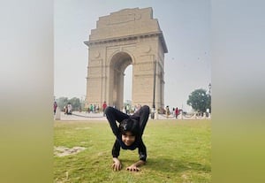  நல்லிணக்கம் மலர வழிவகுக்கும் யோகா