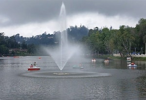  'கொடை'யில் சுற்றுலா பயணிகள்
