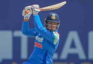 5 பவுண்டரி, 5 சிக்சர்...11 பந்து, 50 ரன்: 15 வயது வைபவ் சூர்யவன்ஷி சாதனை