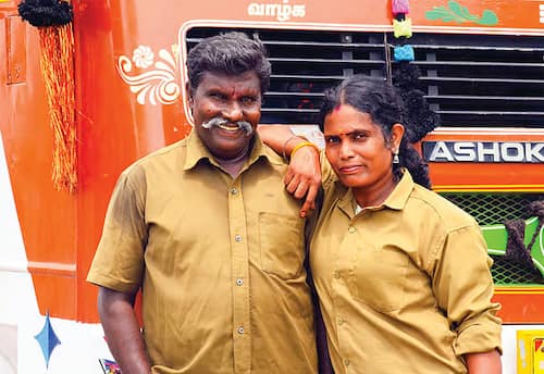  'தம்பதியாக சேர்ந்தே வெளி மாநிலங்களுக்கு லாரி ஓட்டுகிறோம்!'