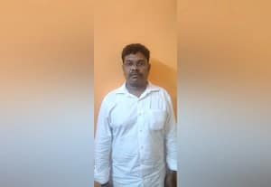  மாணவியிடம் அத்துமீறல் உடற்கல்வி ஆசிரியர் கைது