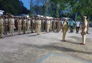  கோவை சிறையில் திடீர் சோதனை 