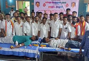 பரங்கிப்பேட்டை த.வெ.க., சார்பில் முதல்வர் விஜய் பிறந்த நாள் விழா