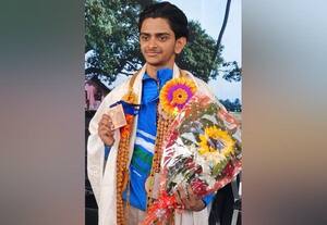 உலக துப்பாக்கி சுடும் போட்டியில் வெண்கலம் வென்றவருக்கு  வரவேற்பு