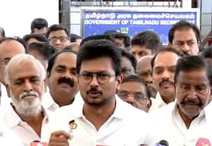 சட்டசபையை படப்பிடிப்பு தளமாக மாற்றி விட்டார் விஜய்: உதயநிதி குற்றச்சாட்டு