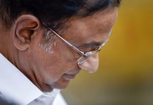  காரைக்குடியில் காங்., தோல்விக்கு சிதம்பரமே காரணம்: கட்சியினர் புகார்