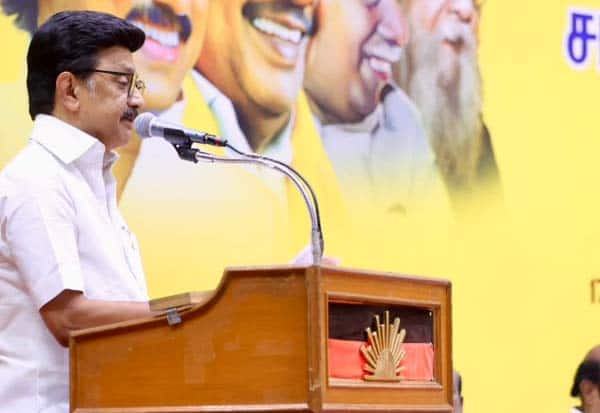  மிரட்டலுக்கெல்லாம் அஞ்சிடும் இயக்கம் அல்ல திமுக; சொல்கிறார் ஸ்டாலின்