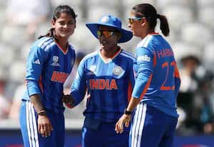 இந்திய பெண்கள் அணி அசத்தல்: வங்கதேசத்தை வீழ்த்தியது