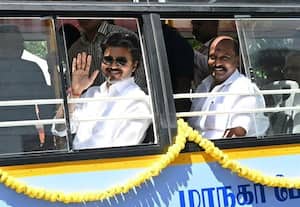  புதிதாக வாங்கிய 300 பஸ்களை தொடங்கி வைத்தார் முதல்வர் விஜய்
