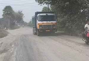 விதிகளை மீறி செயல்படும் கல்குவாரிகளால்﻿ ஆபத்து: கப்பம் கிடைப்பதால் அதிகாரிகள் கமுக்கம்