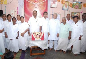  பிரம்மாகுமாரிகள் மையத்தில் உலக நன்மைக்காக தியானம்