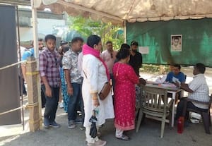  ஆரோவில்லில் குவிந்த சுற்றுலா பயணிகள்