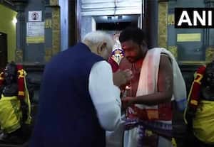 சீசெல்ஸில் தமிழர்கள் கட்டிய விநாயகர் கோவிலில் பிரதமர் மோடி தரிசனம்