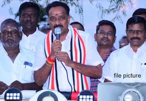 அதிமுகவிலிருந்து விலகினார் எம்ஆர் விஜயபாஸ்கர்