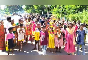  பத்ரகாளியம்மன் கோயில் திருவிழா தீச்சட்டி எடுத்து பக்தர்கள் நேர்த்திக்கடன்