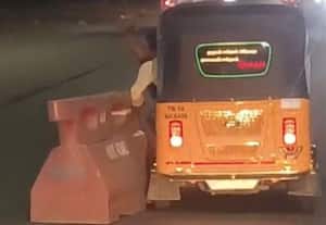  ஆம்புலன்சுக்கு வழிவிடாமல் அட்டூழியம்: ஆட்டோ ஓட்டுநர் கைது; இருவருக்கு வலை