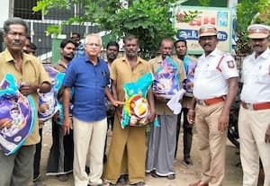  ஆட்டோ ஓட்டுநர்களுக்கு மளிகை பொருட்கள் வழங்கல்