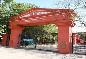  சிறார்களின் பாதுகாப்பு பள்ளிகளின் பொறுப்பு உயர் நீதிமன்றம் கருத்து