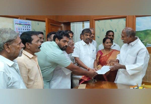 Latest Tamil News