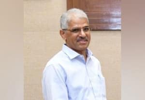  ரியல் எஸ்டேட் ஆணைய தலைவர் திடீர் ராஜினாமா: உறுப்பினர்களும் விலகினர்