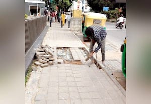  நடைபாதை சீரமைப்பு ரூ.70 கோடி ஒதுக்கீடு