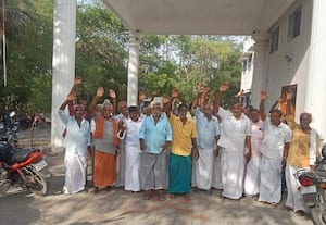 பி.டி.ஓ., அலுவலகம் முற்றுகை