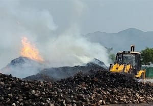  தென்னை மட்டை மில்லில் தீ