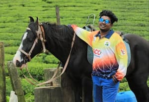  முகத்தை சிதைத்து வாலிபர் கொலை