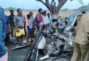  லாரி - கார் மோதிய விபத்தில் 6 பேர் பலி