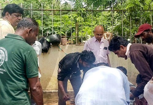  ஆதரவற்றோருக்கு உணவளிக்கும் திருப்தி பாத்திர சேனை