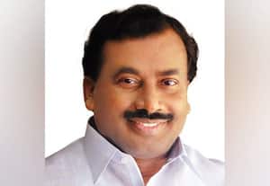  மனிதநேய அறக்கட்டளை சார்பில் 300 மாணவர்களுக்கு உதவி தொகை