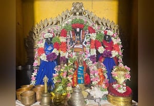  புத்தேரி கோவிலில் வழிபாடு