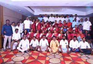  முன்னாள் மாணவர்கள் சந்திப்பு