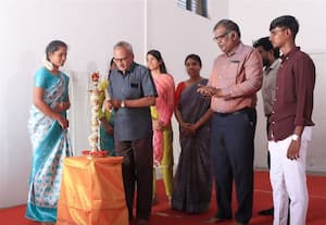  இ.எஸ்., கலைக் கல்லுாரியில் முதலாம் ஆண்டு துவக்க விழா