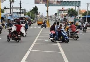 ரோடுமாமந்துார் கூட்ரோடில் மேம்பாலம் அமைக்க... கோரிக்கை:விபத்து அபாயத்தால் வாகன ஓட்டிகள் அச்சம்