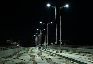  திறப்பு விழாவுக்கு தயாராகிறது ஈஸ்வரன் கோவில் வீதி பாலம்