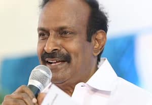  விசில் சத்தம்; 'மாஜி' அமைச்சர் கடும் எரிச்சல்