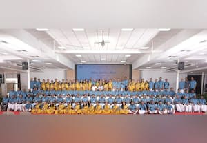  பண்ணாரி அம்மன் கல்லுாரி முன்னாள் மாணவர்கள் சந்திப்பு