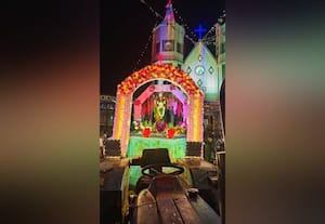  சர்ச் தேர் திருவிழா கோலாகலம்