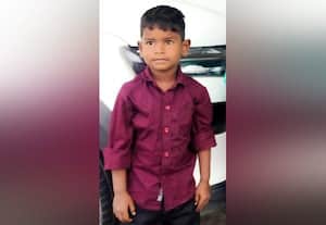  காருக்குள் சிக்கிய சிறுவன் மூச்சுத்திணறி பரிதாப பலி