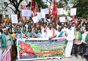  உரத்தில் கலப்படம் தடுக்க விவசாயிகள் ஆர்ப்பாட்டம்