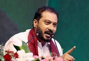  கர்நாடக முதல்வர் மீது அவமதிப்பு வழக்கு தொடரணும்