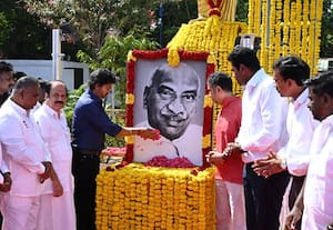 காமராஜர் சிலைக்கு முதல்வர் விஜய் மரியாதை